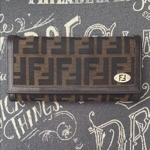 Vintage Fendi Zucca Wallet